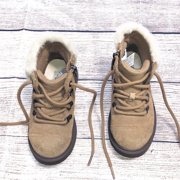 Ugg Australia Kids Tan Azell Hiker Suede Ankle Winter Boots shoes Size 11Toddler - Picture 10 of 11